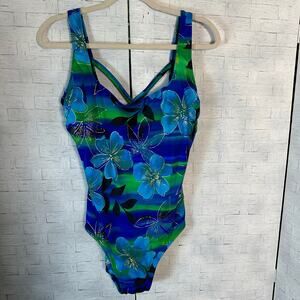 Croft & Barrow women’s one piece swimsuit floral crisscross back plus size